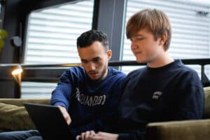 Ethical hacker giving an explanation